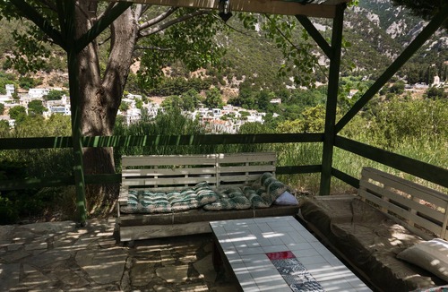 Kato Simi Apartment | Studio Apartment 'Akros Oreon Junior Suite Amori' with Mountain View, Private Terrace and Wi-Fi