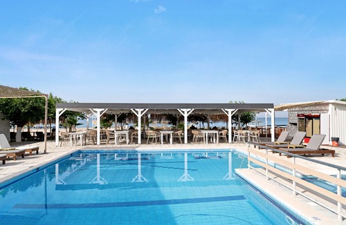 Pidima Kyras Apartment | Studio Apartment 'Iguana 15' with Sea View, Wi-Fi and Air Conditioning