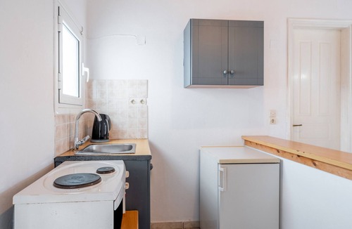 Kavos Apartment | Studio Apartment 'Kavos Panorama 111' with Sea View, Wi-Fi