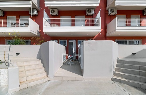 Perigiali Apartment | Studio Apartment 'Mella Roa Amar' with Shared Terrace, Wi-Fi and Air Conditioning