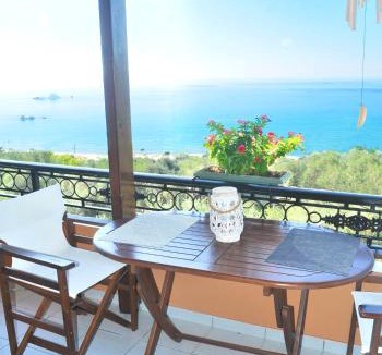 Sinarades Apartment | Studio Apartment Papadatos - Pelekas Beach, Corfu