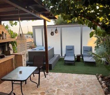 Faistos Apartment | Studio Eleni - Oasis holiday houses