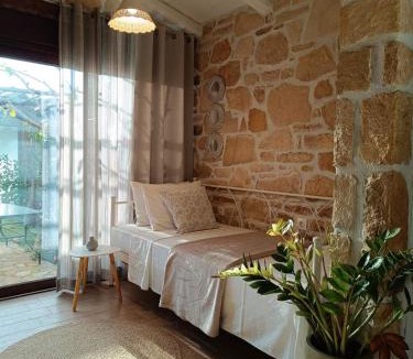 Faistos Apartment | Studio Eleni - Oasis holiday houses