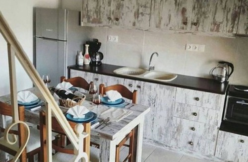 Kamilari House | Studio Galatia - self catering studio in authentic Cretan village.