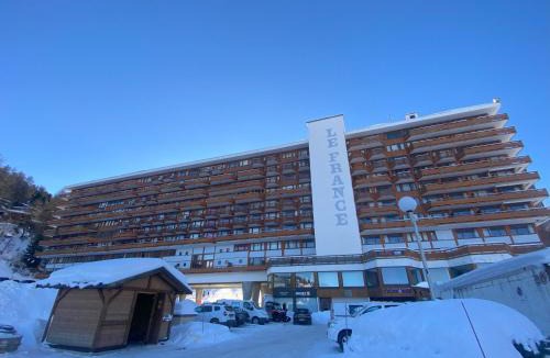 Plagne Centre Apartment | Studio pour 2 au pied des pistes à La Plagne - FR-1-455-171
