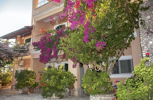 Parelia Apartment | Studio "Tonia" at Pelekas Beach