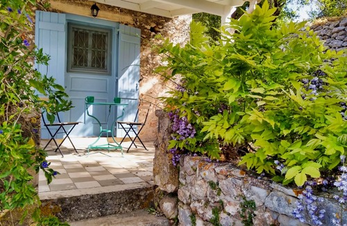 Manganos Cottage | Stylish Stone Cottage with Pool near Fiskardo