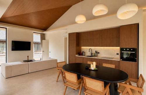 Wok Tum Villa | Suave Villa 3BR Forest Retreat KPN