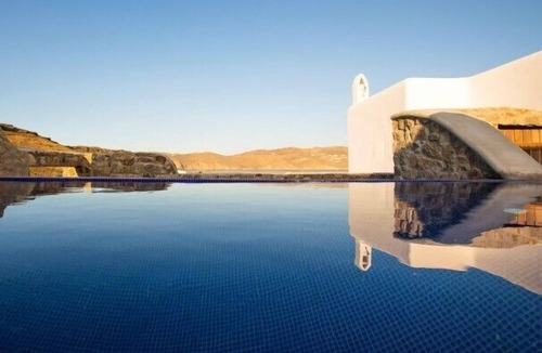 Panormos Villa | Suite with Private Pool and sea view