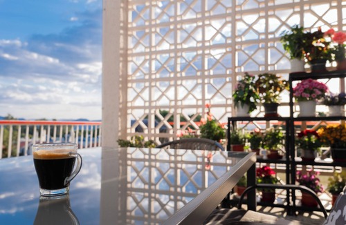 Nea Makri Apartment | Summer condo, huge balconies, 5-minute walk to beach.