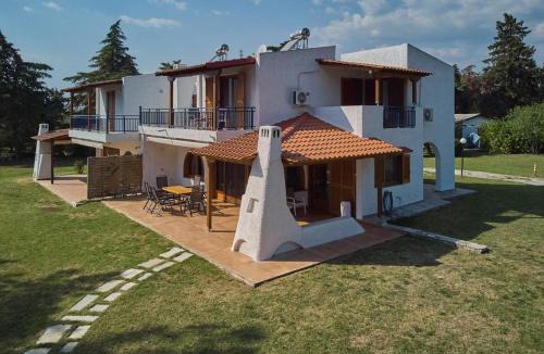 Thermaikos Villa | Summerday Villa Private Beach