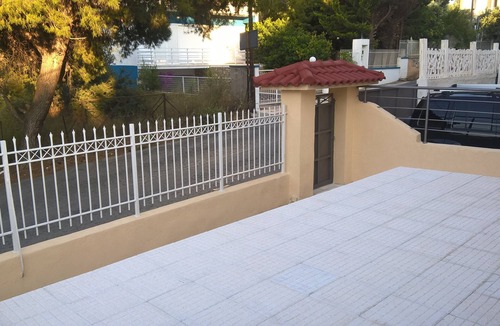 Rafina-Pikermi House | Sun-n-Waves :The house is located in 'kokkino limanaki' - RAFINA-ATTICA