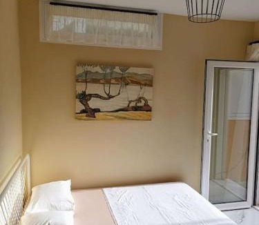 Gerakini Apartment | Sun, Sea & Zest, 100m to beach!