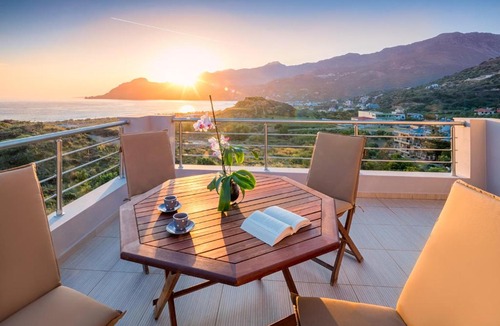 Plakias Villa | Sunflower villa