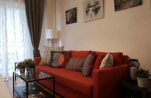 Neos Kosmos Apartment | Sunny Studio