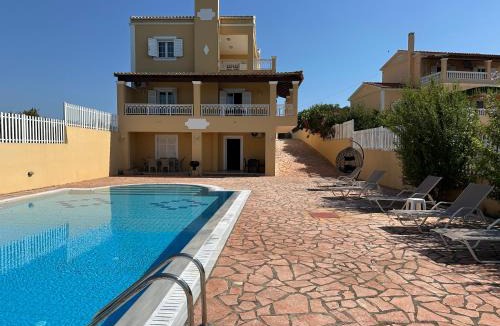 Arillas Villa | Sunsets and large pool in comfy Villa Avra Arillas