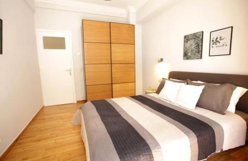 Neapoli Apartment | Super Comfrortable Modern Apartment in Kolonaki