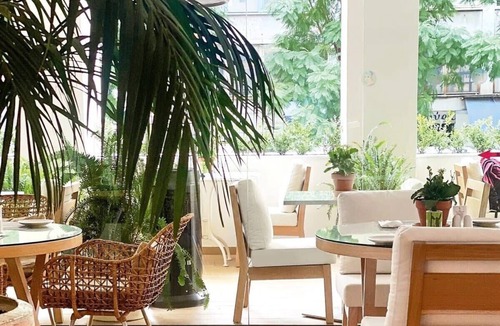 Omonia Apartment | Superb and Unique 1BR Suite Near Mount Lycabettus