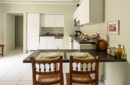 Hydra Apartment | Superior Apartment OLIVE