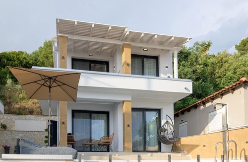 Zalongo Villa | Superior Luxury Maisonette Vrachos with Private Pool