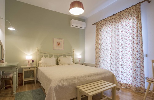 Finikas Villa | Syros beautiful sea view villa Blue Line near the sea