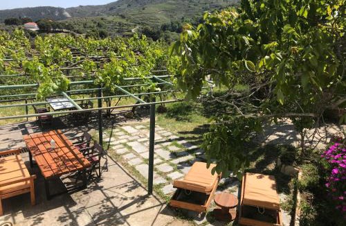 Kantanos-Selino House | Temenia House