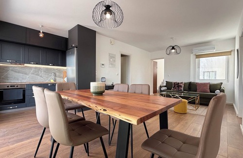 Thissio Apartment | TH5 - 2 bedrooms Cloud9 in the city