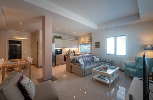 Kalamata Villa | Thalias Quarters - Kalamata Mediterranean Suites & Villas