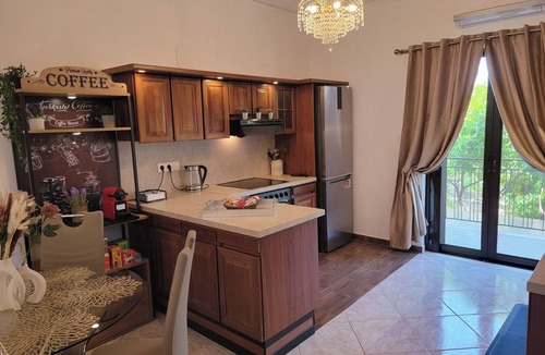 Nea Makri Apartment | "The Aegean Escape & Free Mountain Bikes – Explore Marathon!"