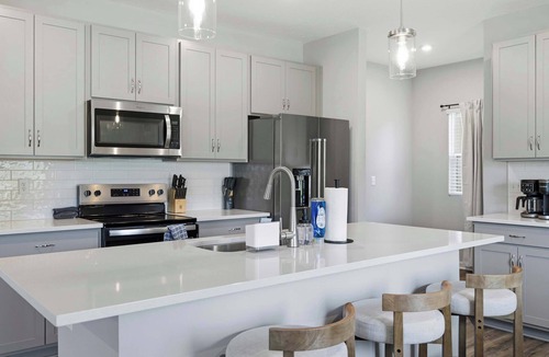Walton House | The Creation Station 5BDR