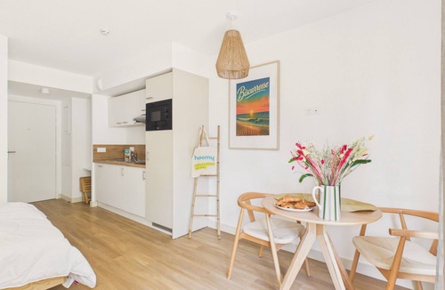 Biscarrosse Apartment | The Egg - studio for 2 - shared pool