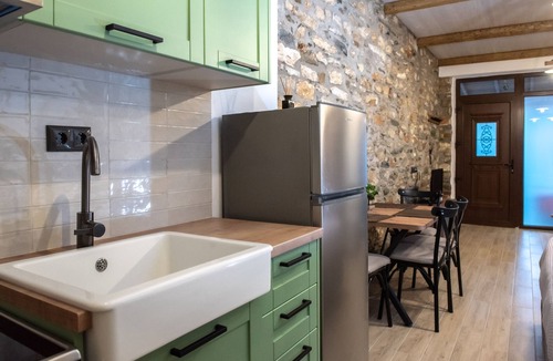 Kanalia House | The Lake House Angeliki