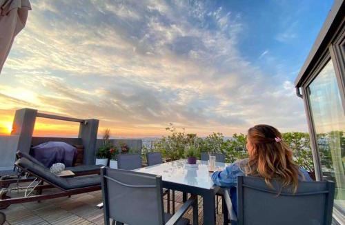 Palaio Faliro Apartment | The Love suite 1 Athens Riviera