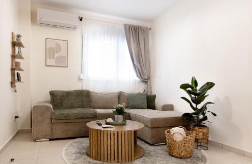 Stavroupoli Apartment | The PINE - Stylish city apartment Comfort and Cosiness for 4