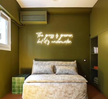 Petralona Apartment | The Plants House