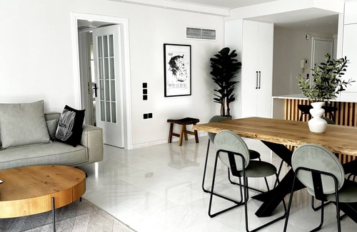 Palaio Faliro House | The White Marble, Spacious 4BR/2BA apartment in Paleo Faliro