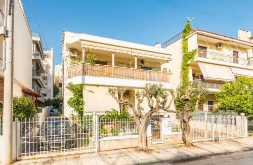 Glyfada Apartment | Tinas Cosy Apartment