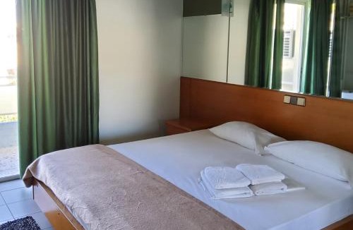 Chaidari Hotel | Tivoli