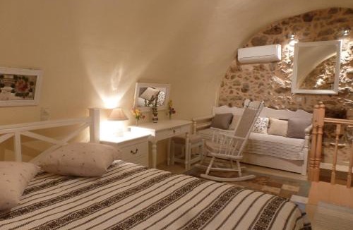 Avgonyma Apartment | To Petradi