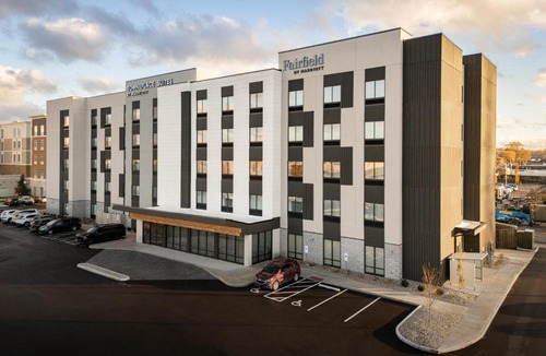 Oakley Hotel | TownePlace Suites by Marriott Cincinnati Oakley