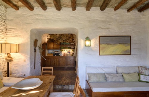 Andros Town Villa | Traditional converted Venetian forthouse