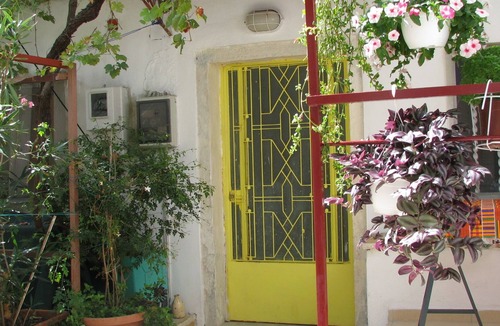 Sinarades Apartment | Traditional house Village near relax-beach Shops Country-walks near Corfu town