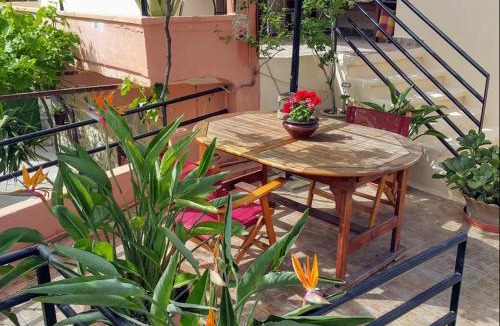 Latsida House | Traditional Residence with terrace