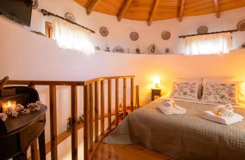 Kroustas House | Traditional Windmill-Milos
