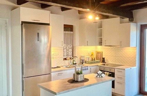 Karystos Villa | Tranquil 2-bedroom villa in Evia with WiFi, AC