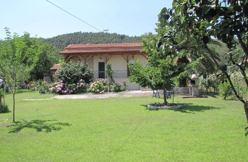 Vourvourou House | Tranquil Retreat in Vourvourou: Discover Serenity at Magda House, Sithonia Halkidiki