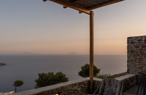 Serifos Apartment | Two Bedroom Maisonette with Sea View by Ammoa Feelgood Boutique Houses