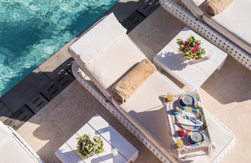 Chorafakia Villa | Unique design - location 500m from the sandy beach