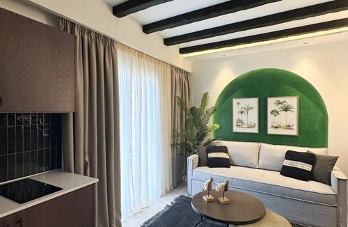 Naousa Apartment | Urban Gem in the Heart of Naoussa, A Stylish Escape