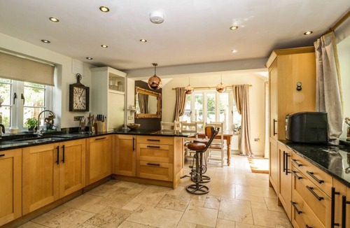 Devizes House | Valley House, Devizes